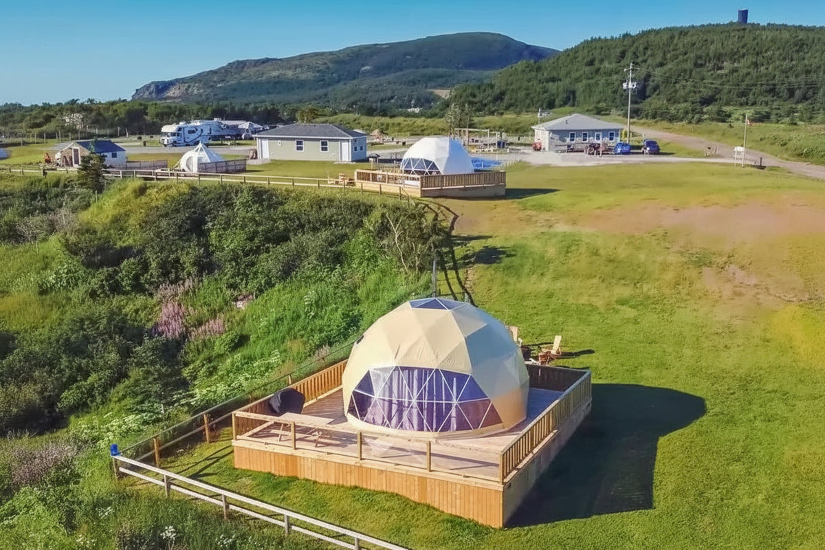 4-Season DELUXE Glamping Package Dome - 26'/8m - Phoenix Domes