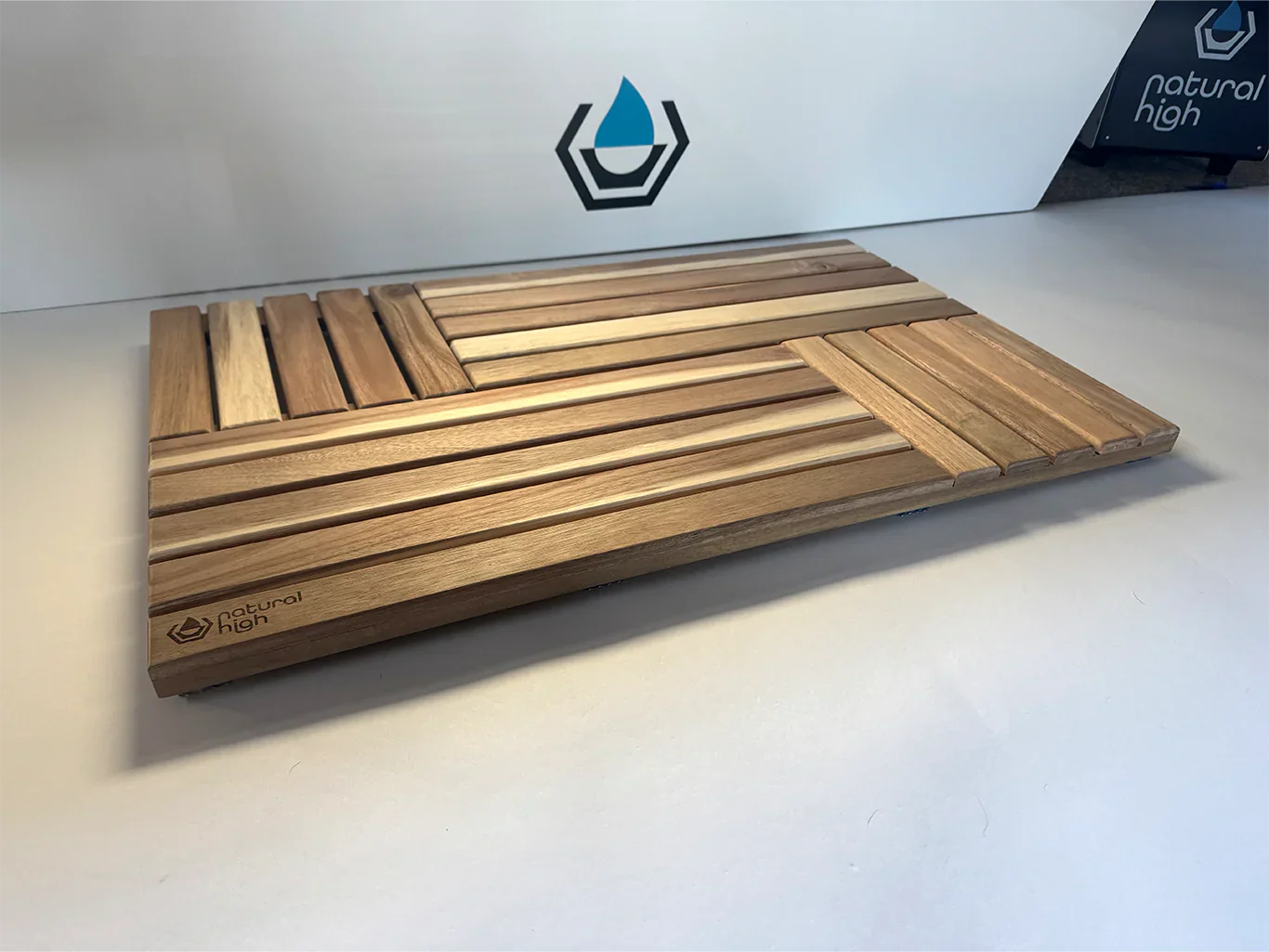Natural High Acacia Wooden Drip Mat